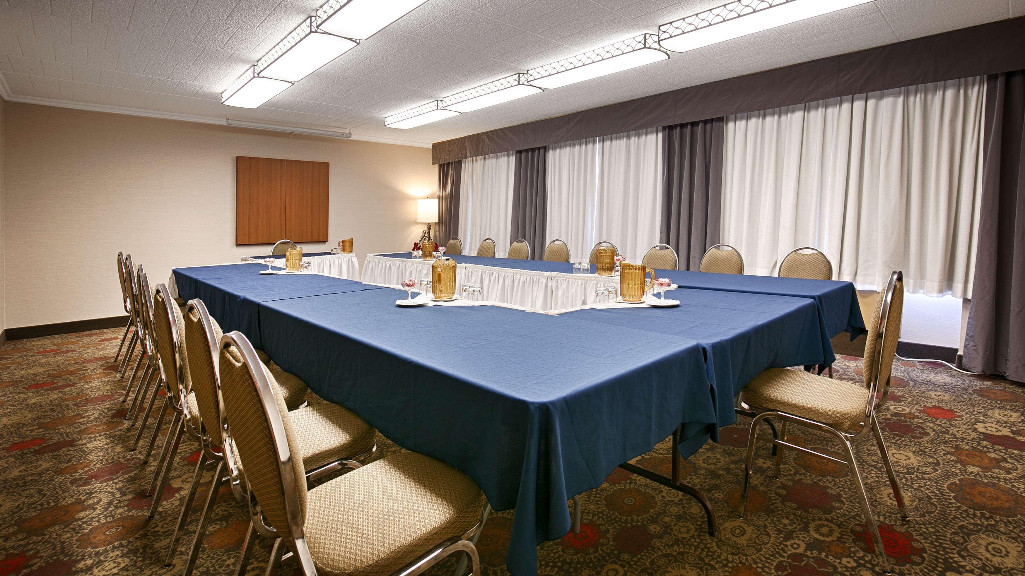 Best Western North Bay Hotel & Conference Centre Exterior foto