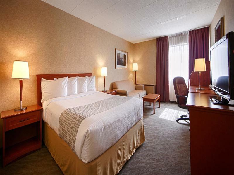 Best Western North Bay Hotel & Conference Centre Exterior foto