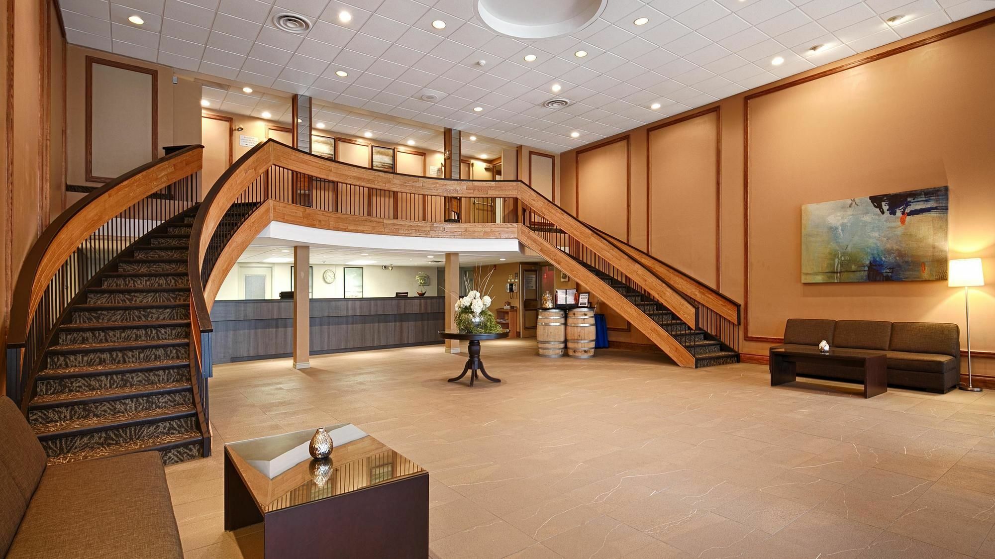 Best Western North Bay Hotel & Conference Centre Exterior foto